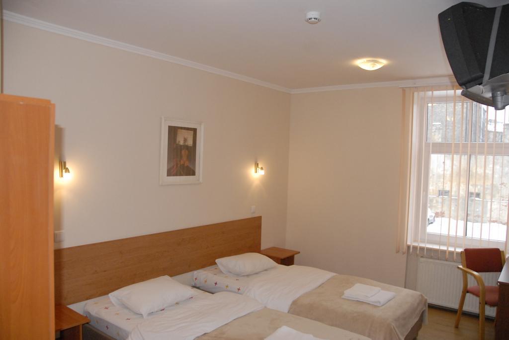 Knights Court Hotell Riga Exteriör bild