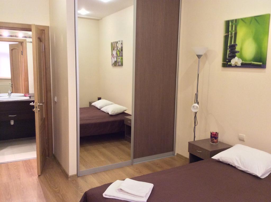 Knights Court Hotell Riga Exteriör bild
