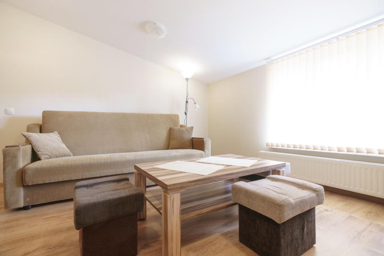 Knights Court Hotell Riga Exteriör bild